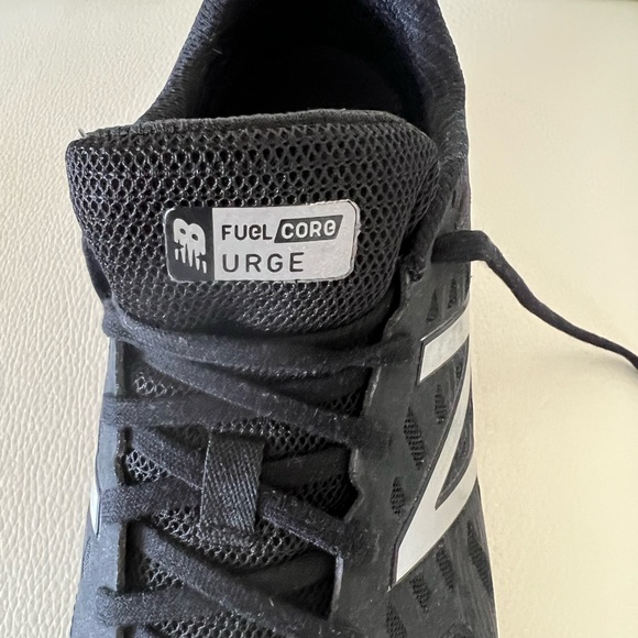 NEW BALANCE men’s fuel core urge sneakers - Picture 9 of 9
